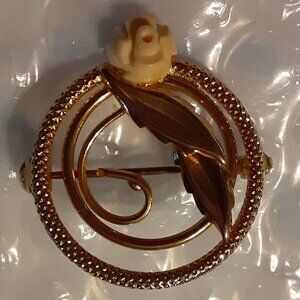 White Rose Round Brooch